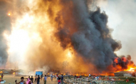 Жахлива пожежа в таборі біженців: згоріли тисячі будинків, загинули люди. ФОТО