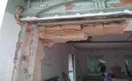 На вулиці Сенаторки Левчанівської горе-працівники знищили пам'ятку архітектури. ФОТО