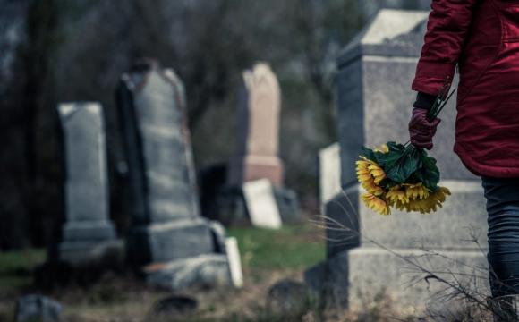 У 9 областях України заборонили відвідувати кладовища на Великдень