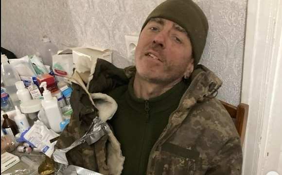 Чоловік відомої української художниці отримав поранення на фронті