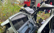 На заході України неповнолітній водій не впорався з керуванням і вчинив смертельну ДТП