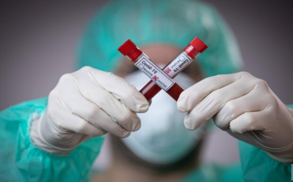 У Польщі перше важке ускладнення після вакцини від COVID-19