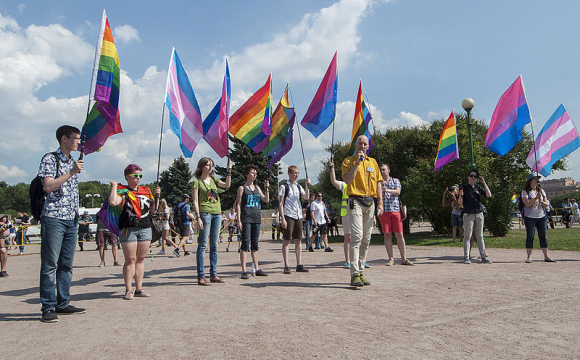 У Раді хочуть ввести штрафи за ЛГБТ-символіку