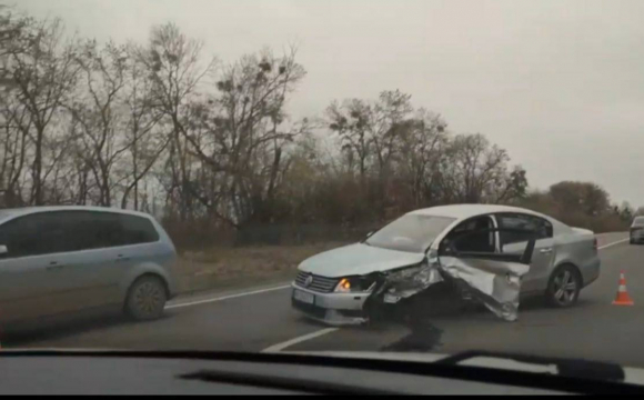 Поблизу Луцька трапилася ДТП за участю двох авто. ВІДЕО