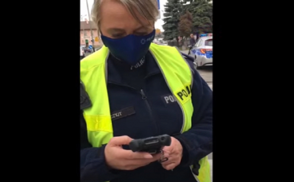 Поліція Польщі прокоментувала скандальне відео з українцем