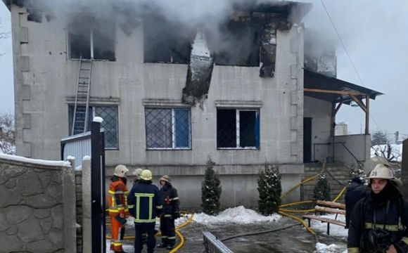 Пожежа в Харкові: 15 людей загинули в приватному пансіонаті для літніх