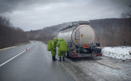 На заході України перекинулася цистерна з кислотою: її випари є отруйними