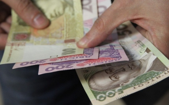 Українські банкомати заполонили фальшиві купюри