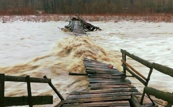 Синоптики попереджають про паводки у кількох районах Волині