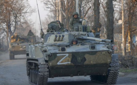 Росіяни стягнули під українське місто 80 тисяч військових