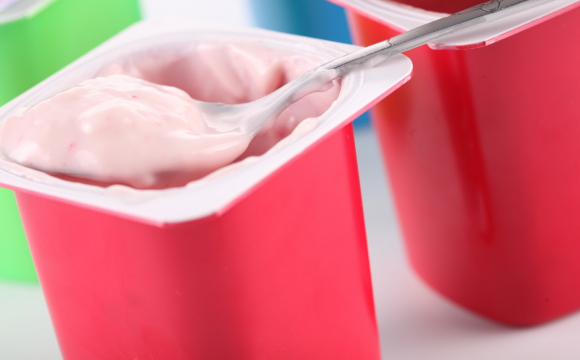 Волинян попереджають про небезпечні йогурти з отруйною речовиною