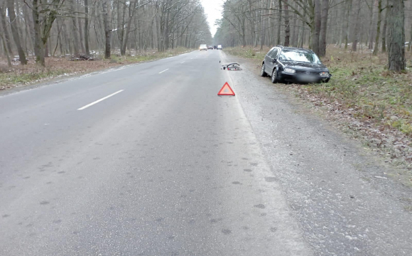 Смертельна ДТП на Волині: водій збив двох велосипедистів