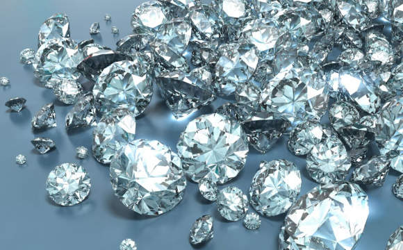 Пандемія спричинила стрибок продажів діамантів