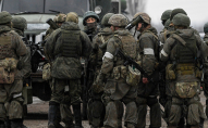 Біля українського села росіяни зосередили майже 10 тисяч військових