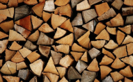 Які дрова краще обрати для опалення вашого будинку
