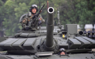 Білорусь встановила танки на кордоні з Україною