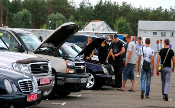 Як змінились ціни на найпопулярніші авто в Україні