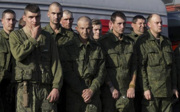 Росіяни перекинули в Україну нову армію: названо напрямок