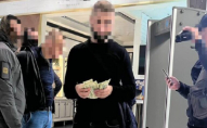 Чоловік прикидався працівником СБУ на видурював в людей гроші