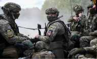 Українські військові захопили БТРи та гармату окупантів. ФОТО