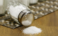 Чим можна замінити сіль на кухні