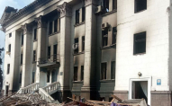 «Танці на кістках»: окупаційна влада Маріуполя планує відкрити знищений драмтеатр