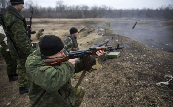 Військові рф та «ДНР» стріляють один в одного, бо не можуть поділити награбоване