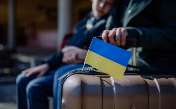 Хто з українських чоловіків може виїхати за кордон у квітні 2024 року