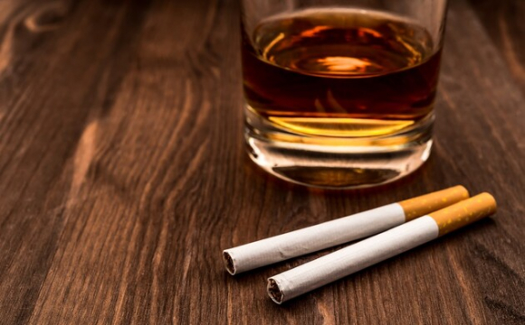 В Україні масово підробляють алкоголь та сигарети