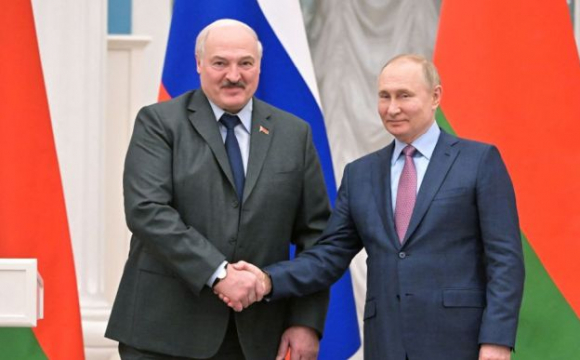 Лукашенко заявив, що створить з рф спільне угрупування супутників