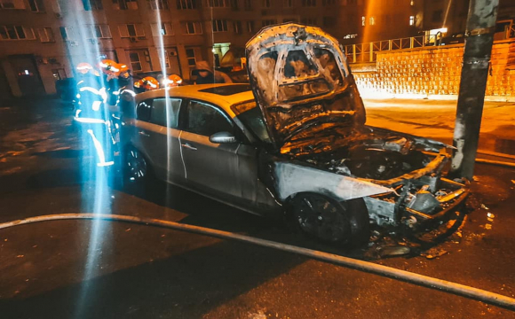 Щодня горять більше десяти машин - вражаюча статистика автопожеж в Україні