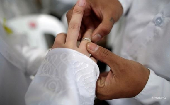 Українці стали рідше вступати в шлюб