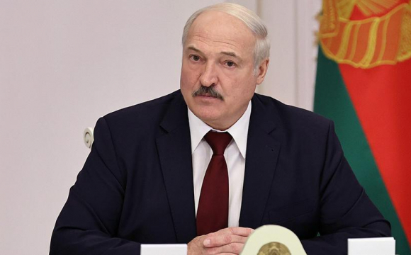 Лукашенко «тероризує» Європу: що сталося