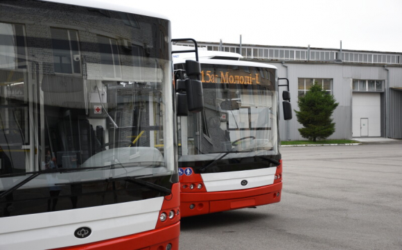 Чому по Луцьку їздить мало тролейбусів