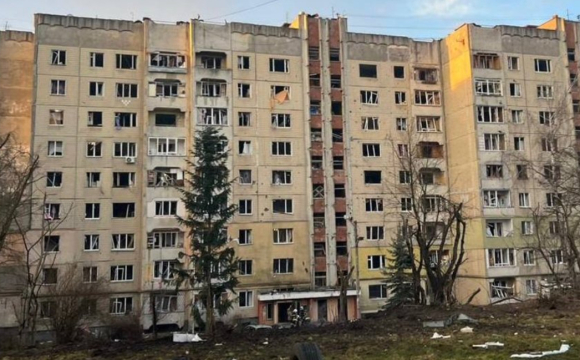 Ракетний удар по житловому будинку у Львові: є загиблий