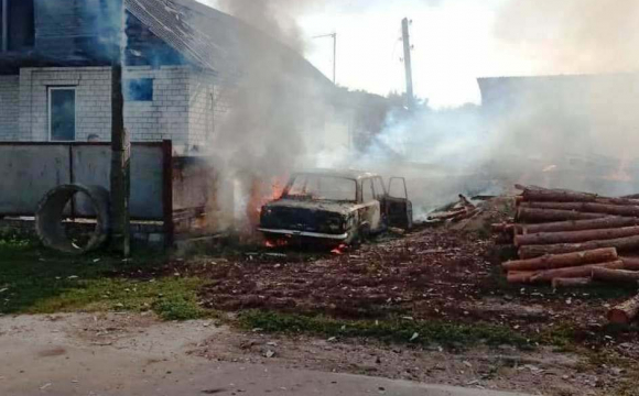 Пустощі з вогнем: діти випадково спалили два будинки і авто. ФОТО