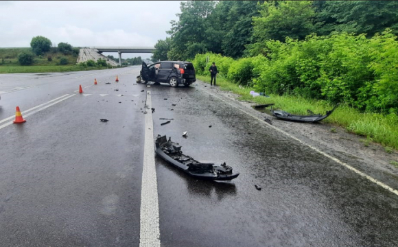 У селі на Волині зіткнулися два авто: серед постраждалих діти. ФОТО