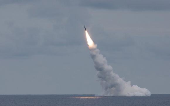 Росія зосередила у морі крилаті ракети, - Міноборони