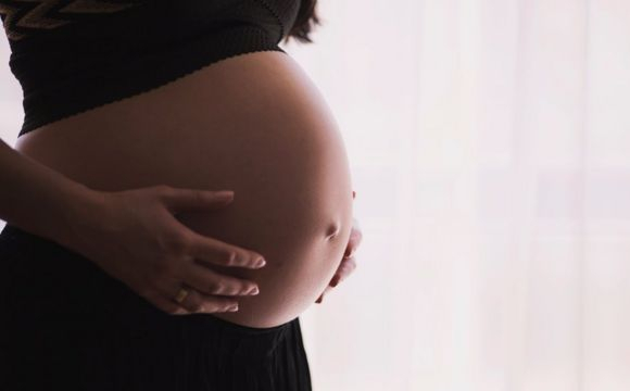 Чому вагітним заборонено їсти суші