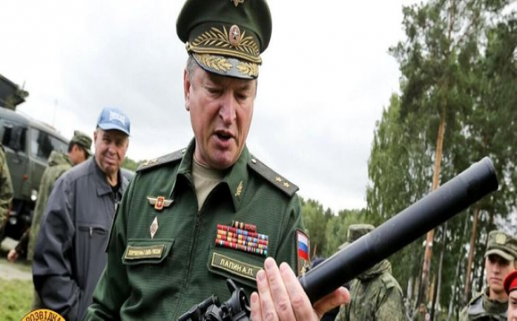 Керівники російської армії відсторонені через нищівні поразки на фронті