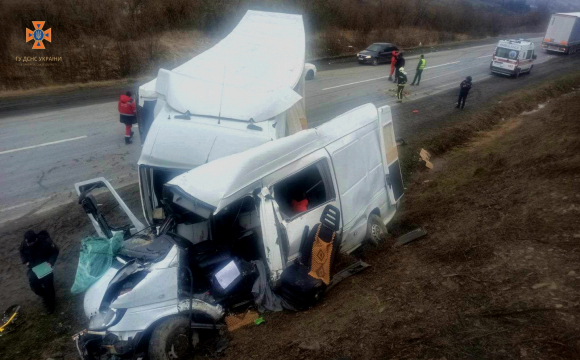 Масштабна смертельна ДТП на Заході України: серед загиблих дитина