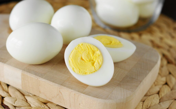 Назвали 10 продуктів, у яких білка більше ніж у яйцях
