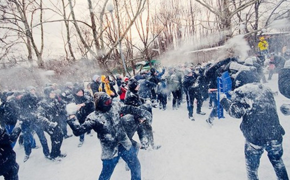Організаторів гри в сніжки оштрафували на 11 тисяч євро
