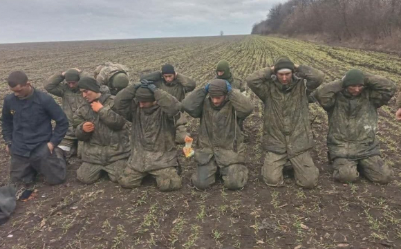 Окупанти на півдні хочуть здатися в полон