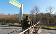 В Україні за кордон випускають військовозобов'язаних чоловіків