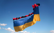 Стало відомо, хто запустив український прапор над окупованою територією