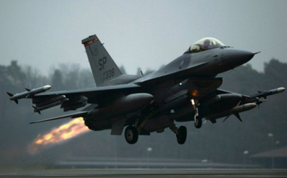 Британія та США повинні дати Україні винищувачі F-16 - Борис Джонсон