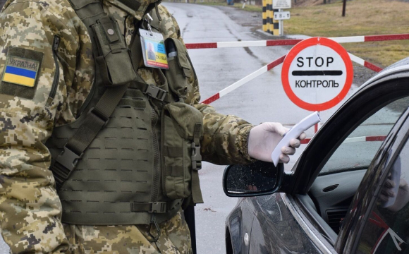 Усім українським чоловікам хочуть дозволити виїжджати за кордон