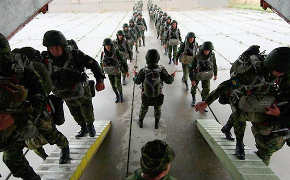 Російські військові терміново залишають військову базу в Сирії