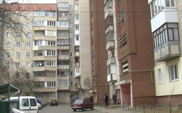 Люди не розуміють, що тепер вони власники: у Луцьку прозвітували управителі міських будинків (фото)